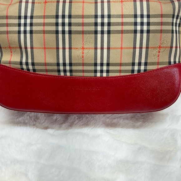 Burberry Shoulderbag - Picture 12 of 16
